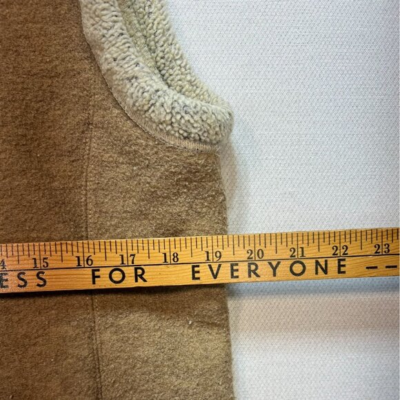 Woolrich Womens Fleece Vest Sweater Medium Tan Sherpa Lined Full Zip Outdoors - Picture 6 of 10